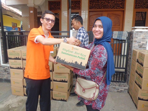 https://images-residence.summarecon.com/images/gallery/article/6997/paket lebaran SBD 2017 4.jpg
